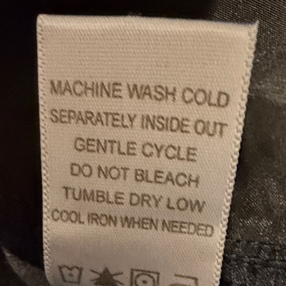 Counterparts Navy Jean Shorts - Picture 5 of 5